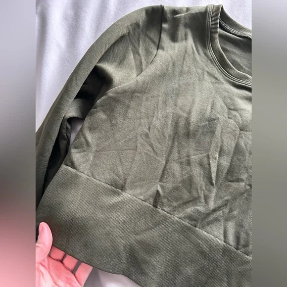 Aerie Offline Long Sleeve Cropped Top - Picture 5 of 8